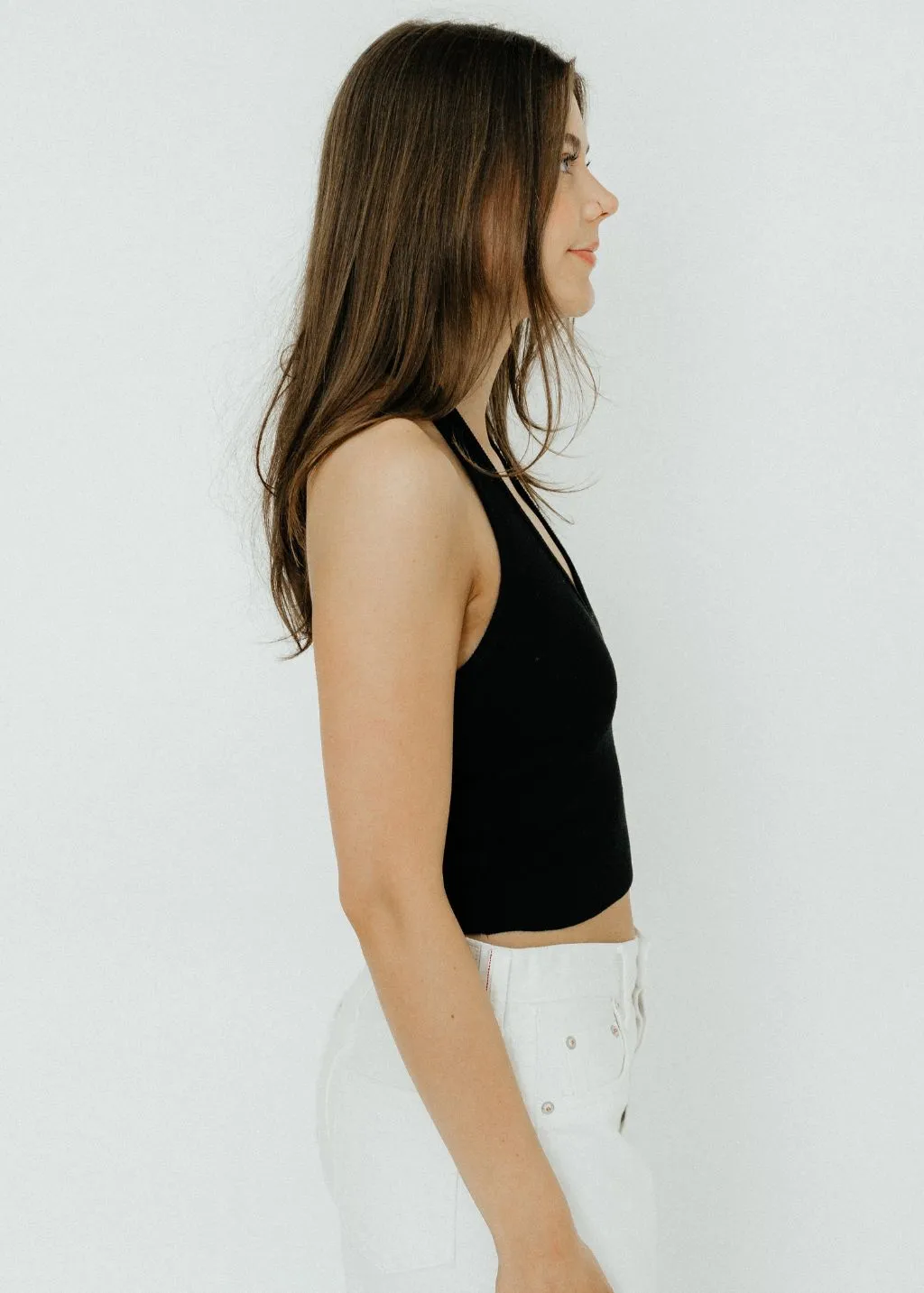 Éterne Halter Top in Black