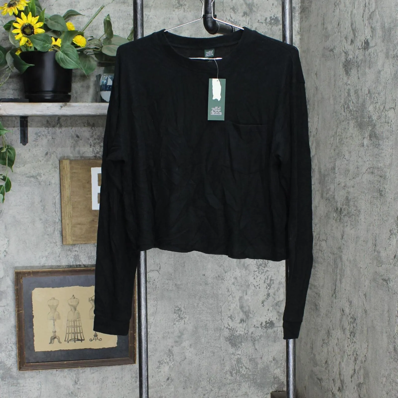Wild Fable Women's Long Sleeve Crewneck Top 564074 Black M