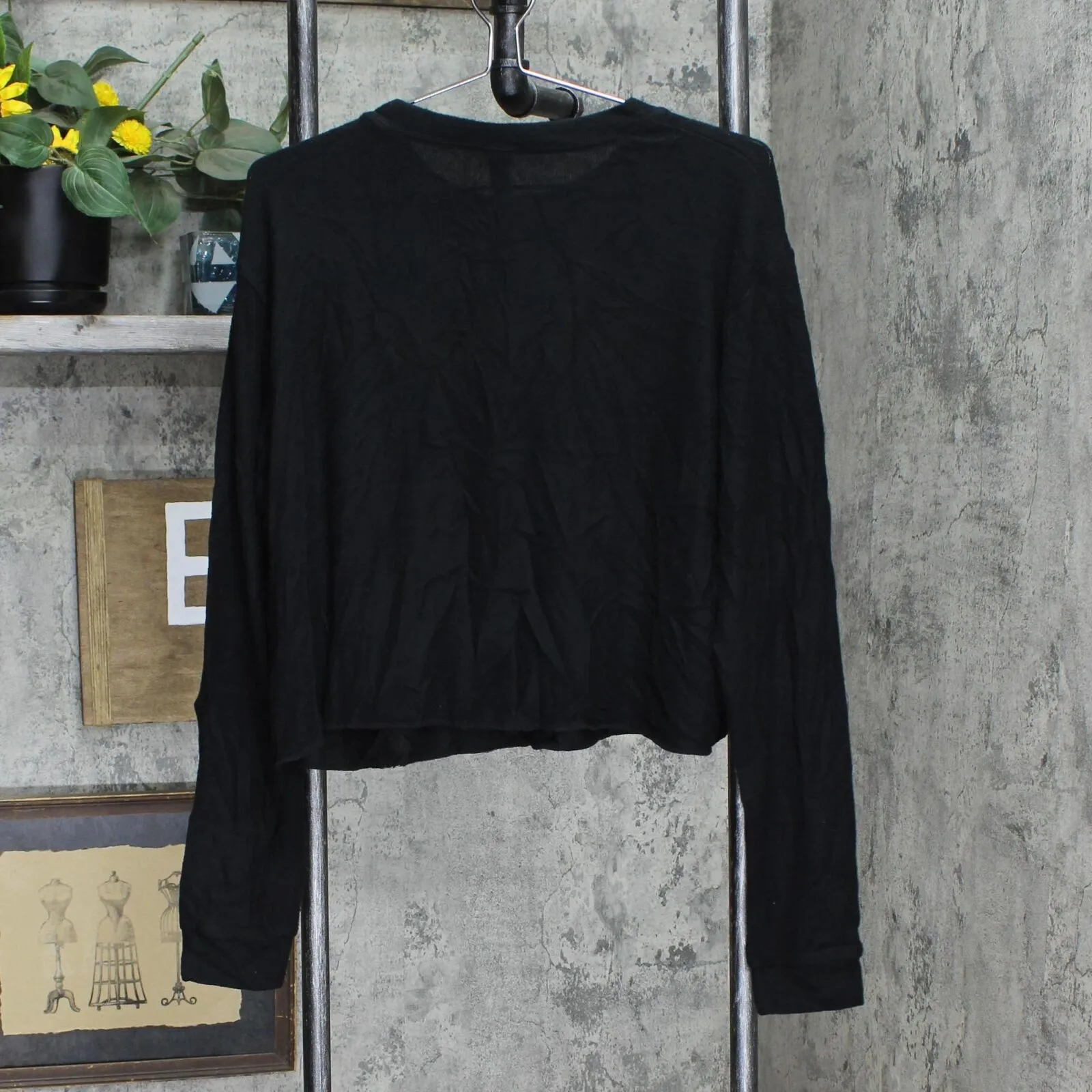 Wild Fable Women's Long Sleeve Crewneck Top 564074 Black M