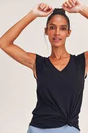 Women's Mono B | Maeve V Tee with Curved Hem | Black