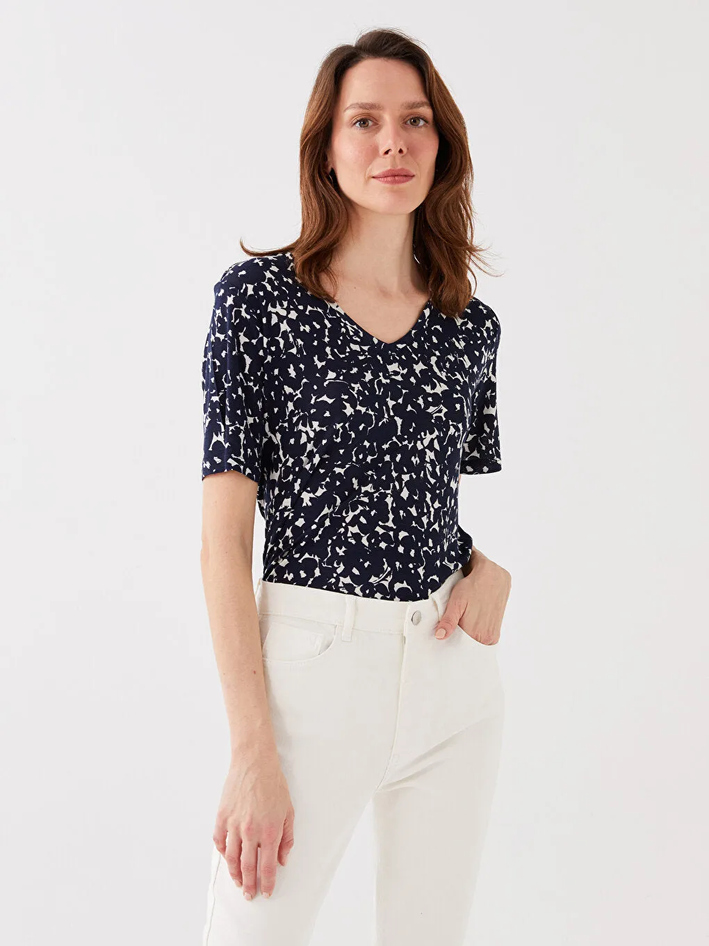 Women's V-Neck Patterned Short Sleeve T-Shirt